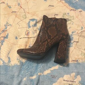 Steve Madden Trix Booties